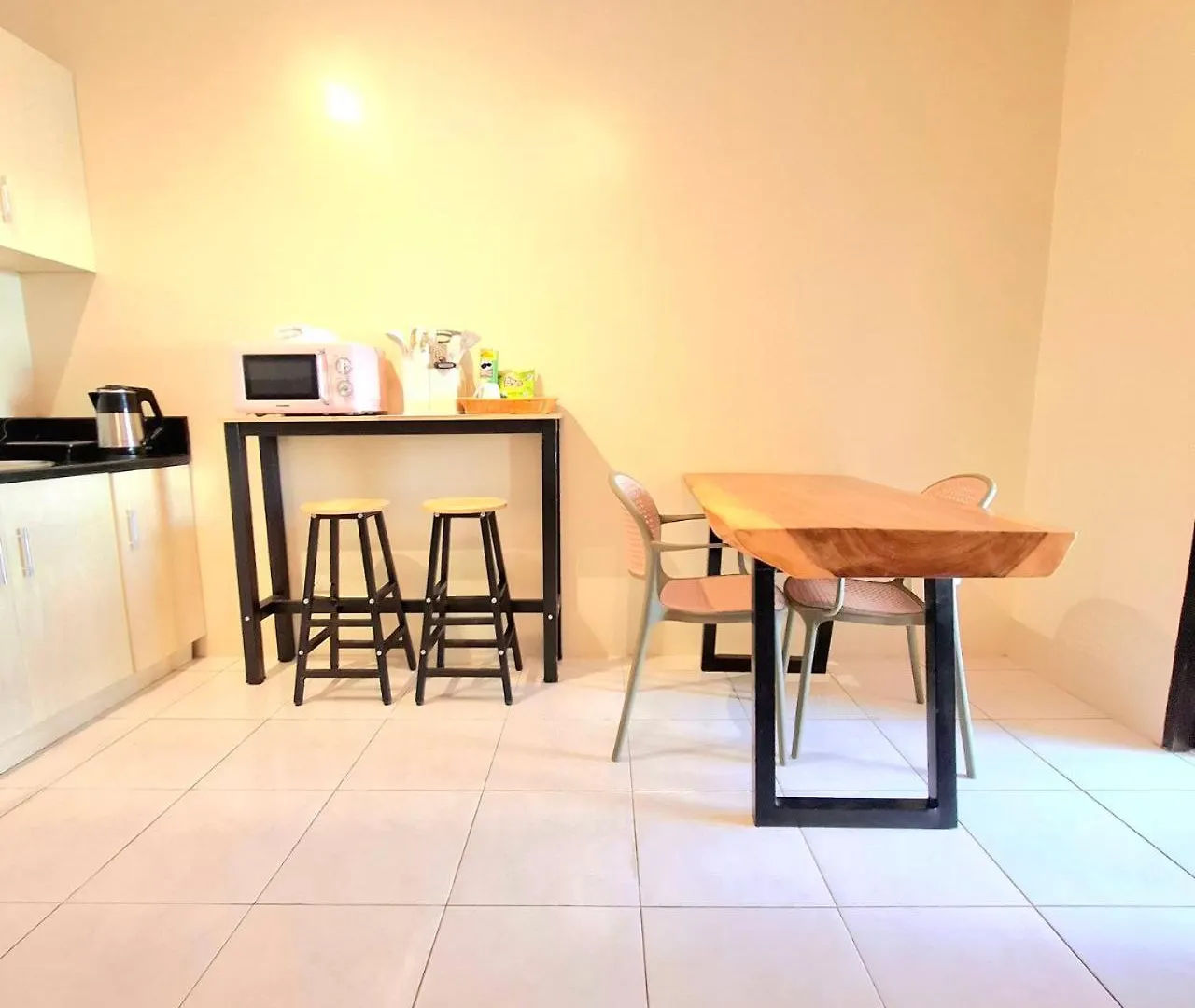 Manila Bayview Rental Philippinen