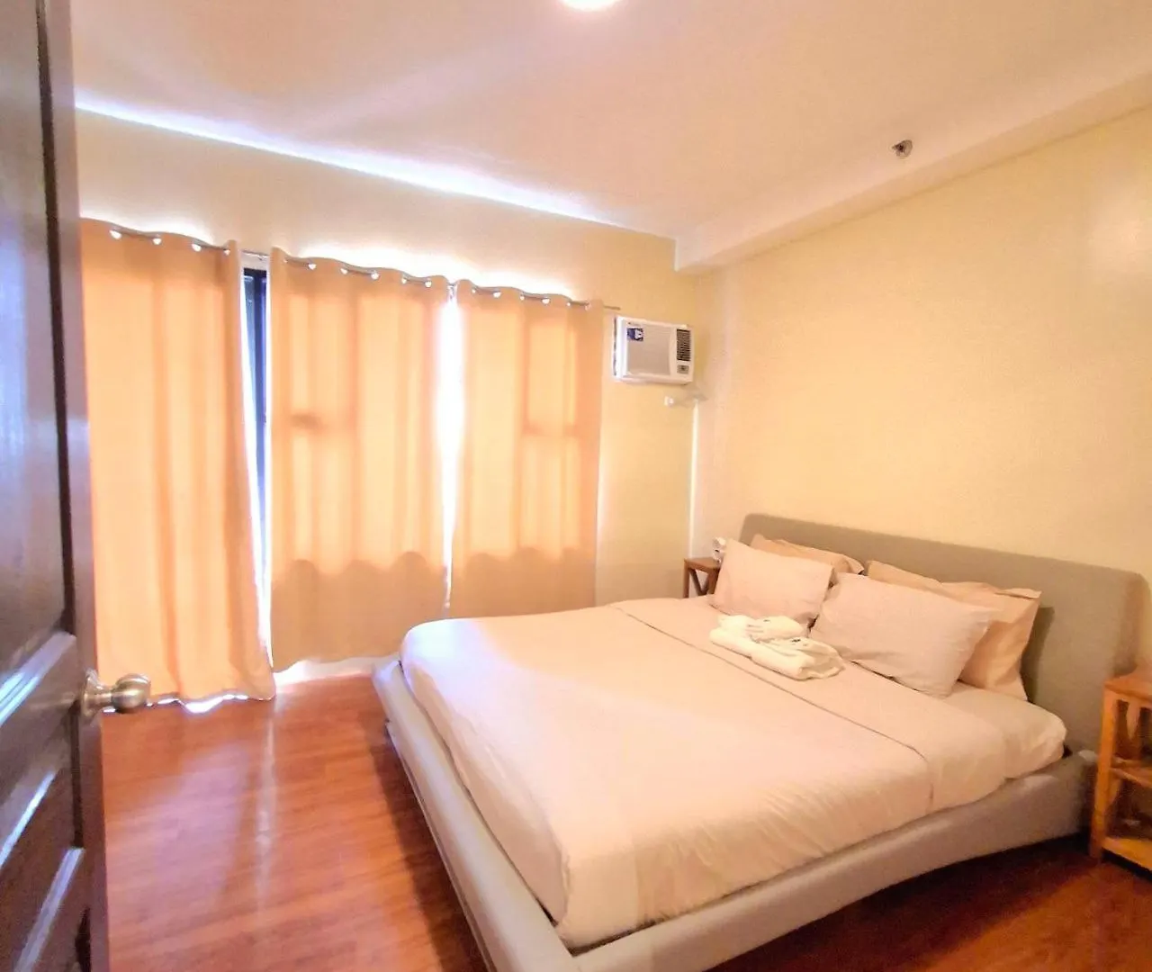 Manila Bayview Rental