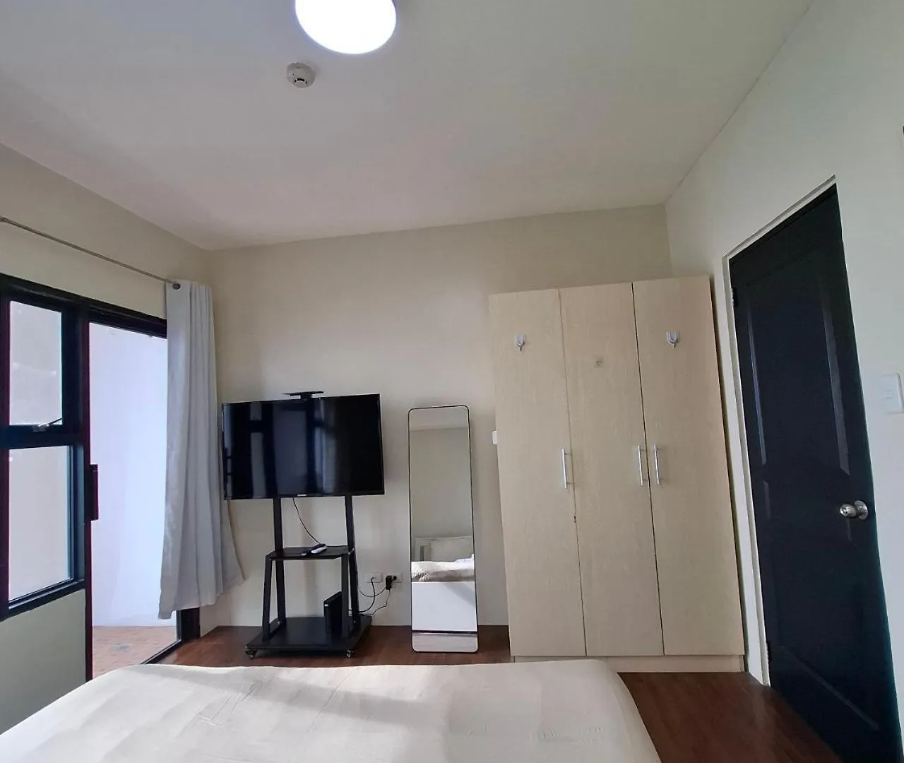 Manila Bayview Rental