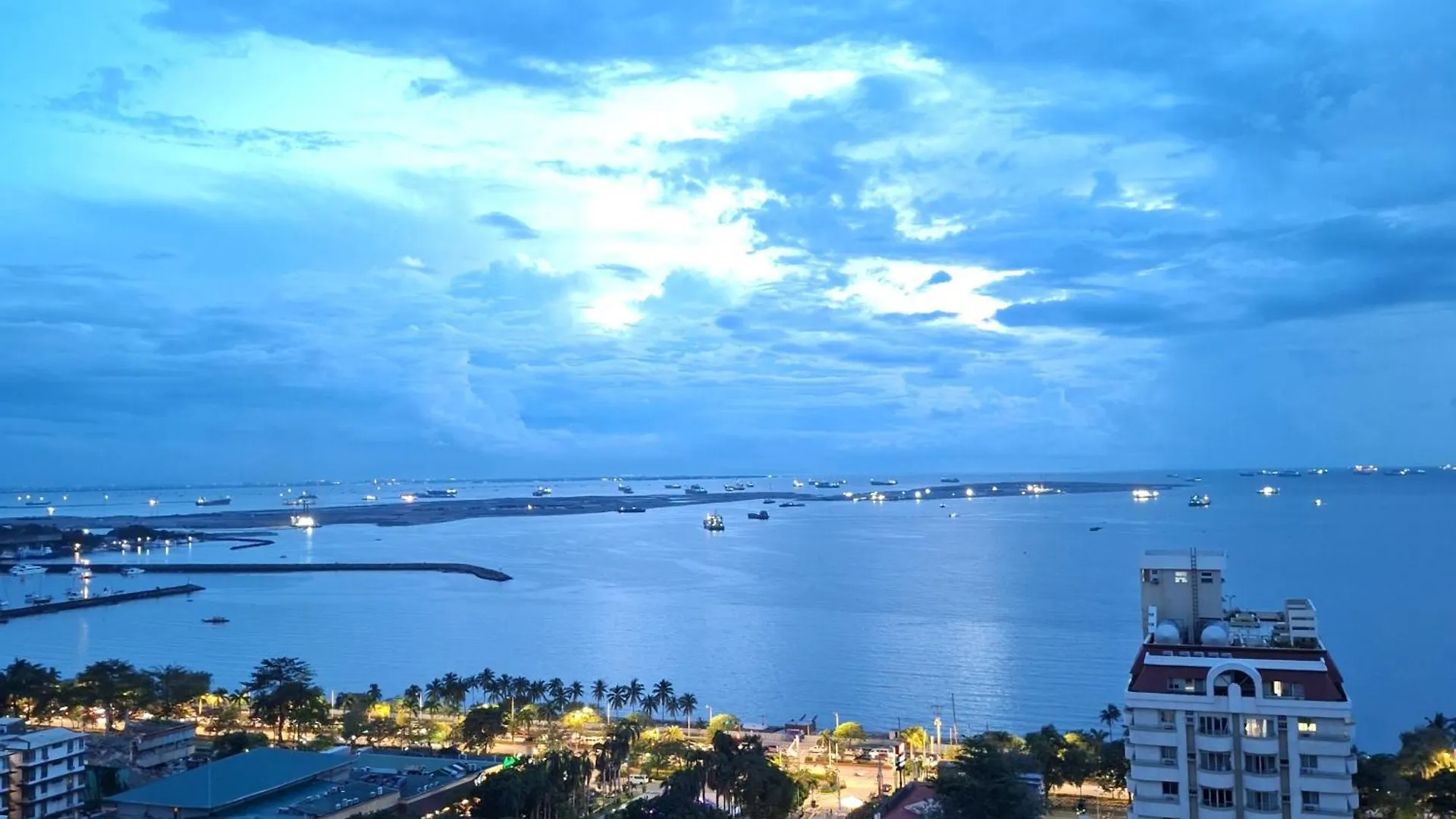 Manila Bayview Rental Philippinen