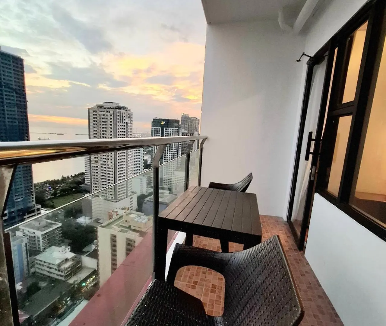 Apartment Manila Bayview Rental