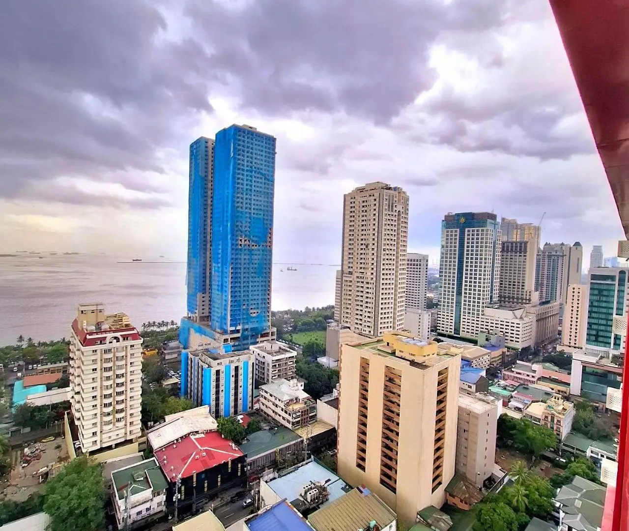 Manila Bayview Rental